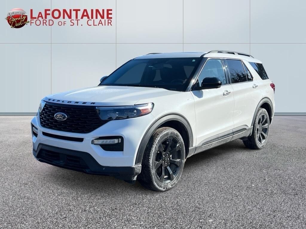2023 FORD Explorer