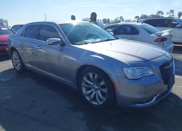 2018 CHRYSLER 300