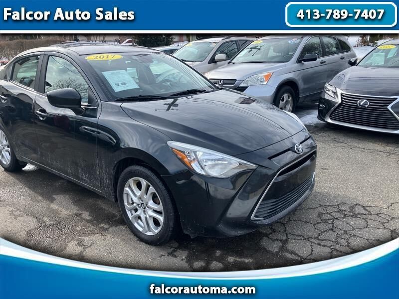 2017 TOYOTA Yaris