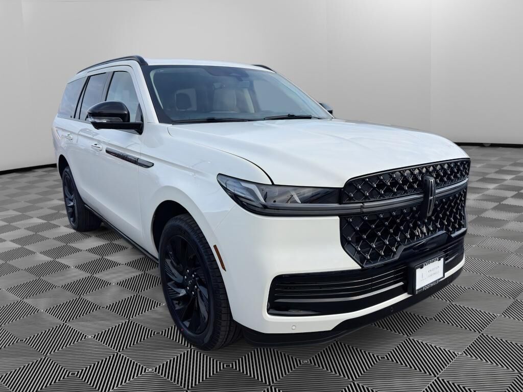 2026 LINCOLN Navigator