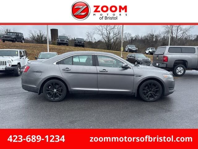 2013 FORD Taurus