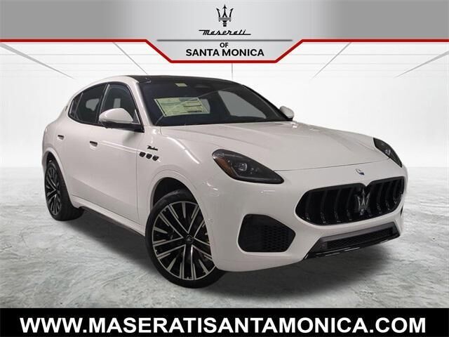 2025 MASERATI Grecale