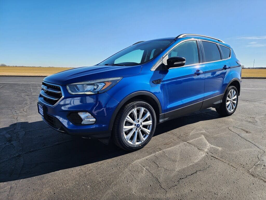 2017 FORD Escape