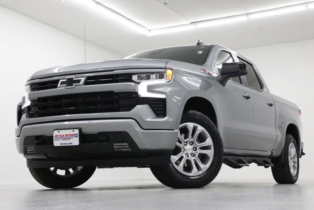 2024 CHEVROLET Silverado