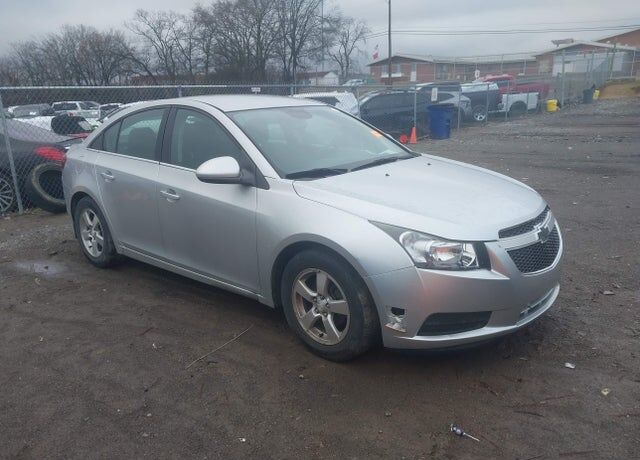 2013 CHEVROLET Cruze