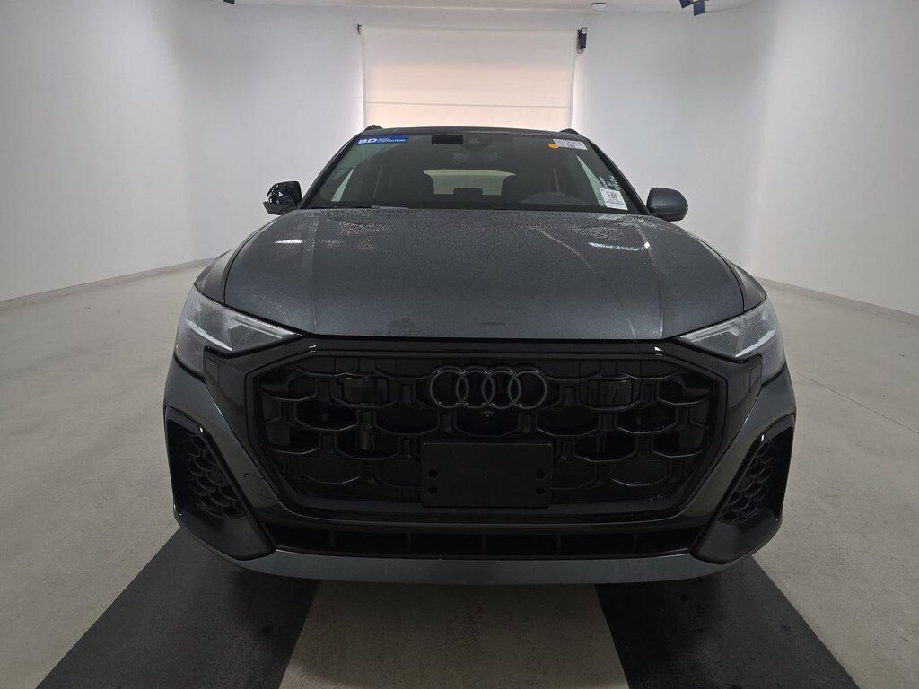 2025 Audi Q8