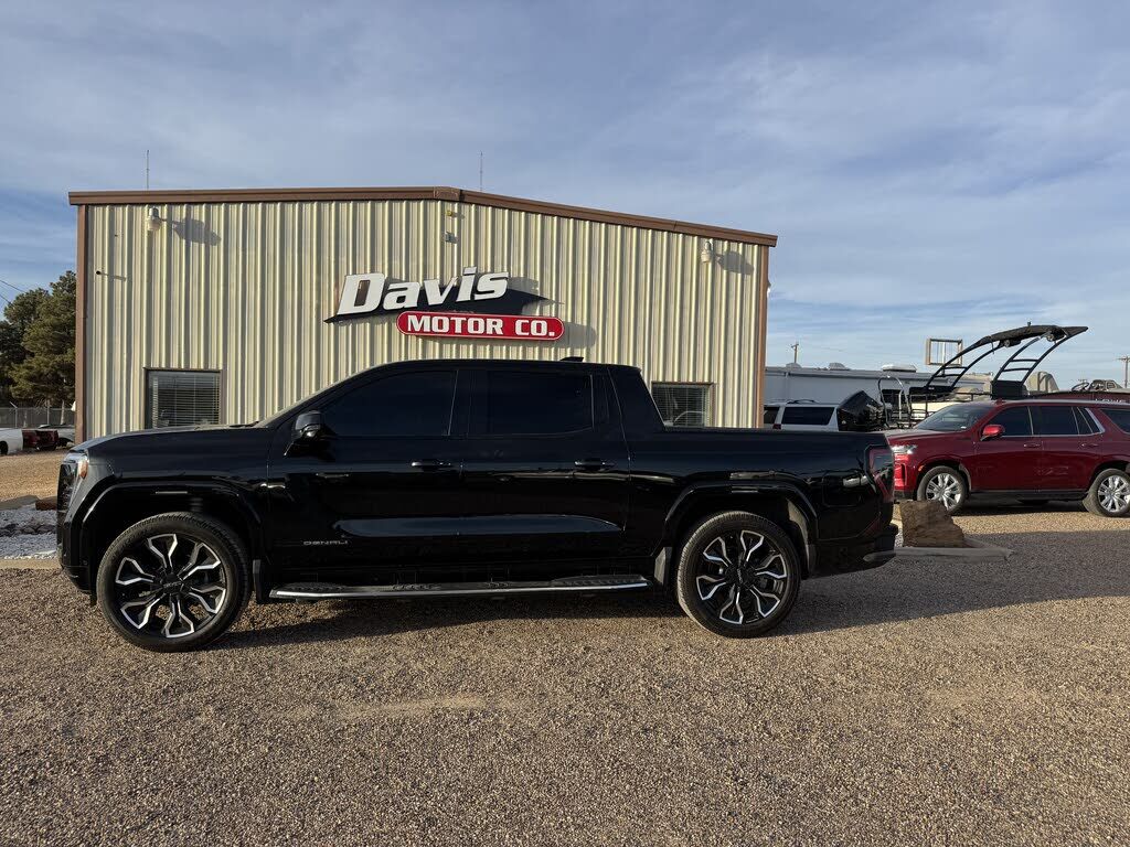 2025 GMC Hummer EV Pickup
