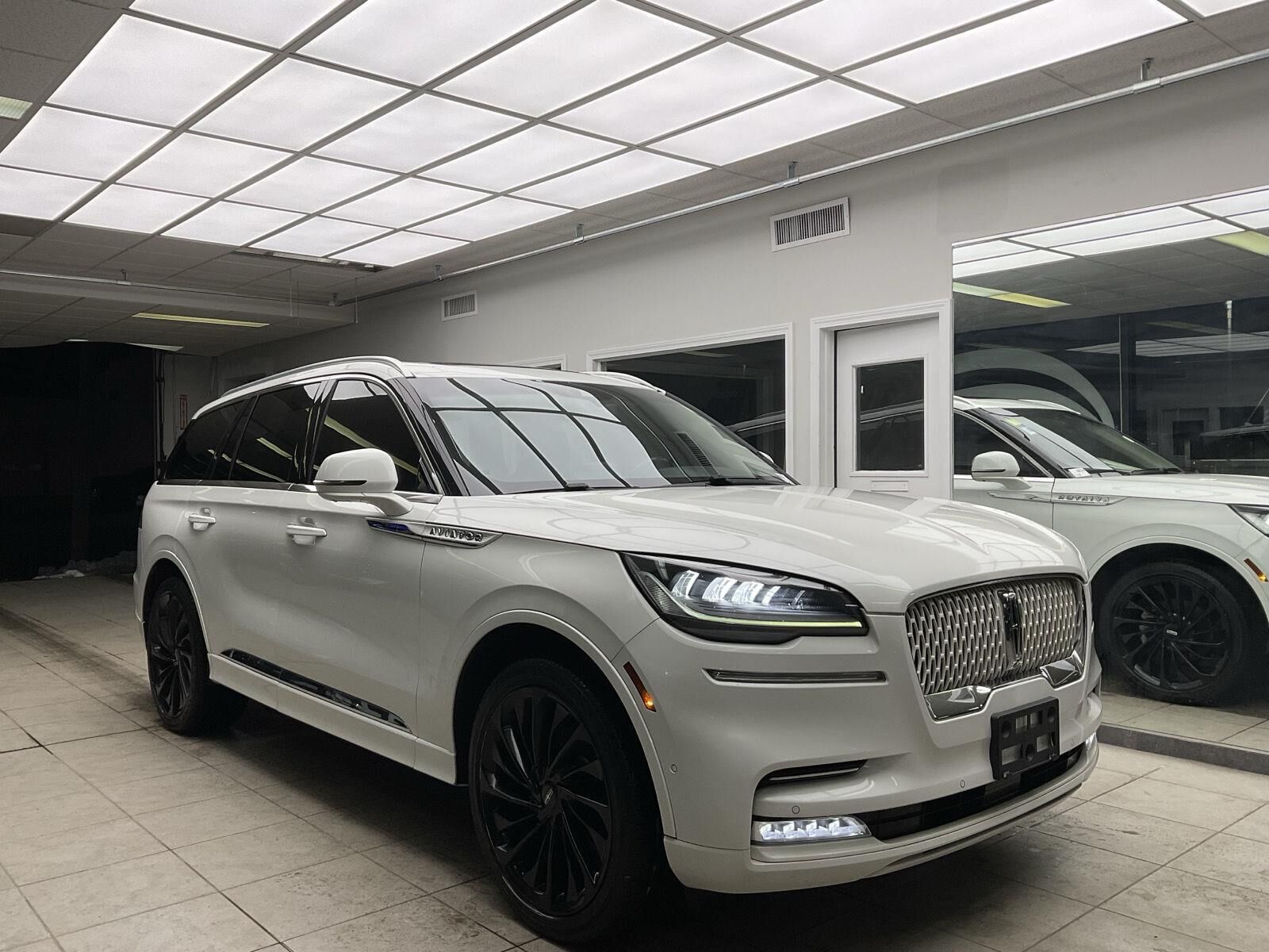 2021 LINCOLN Aviator