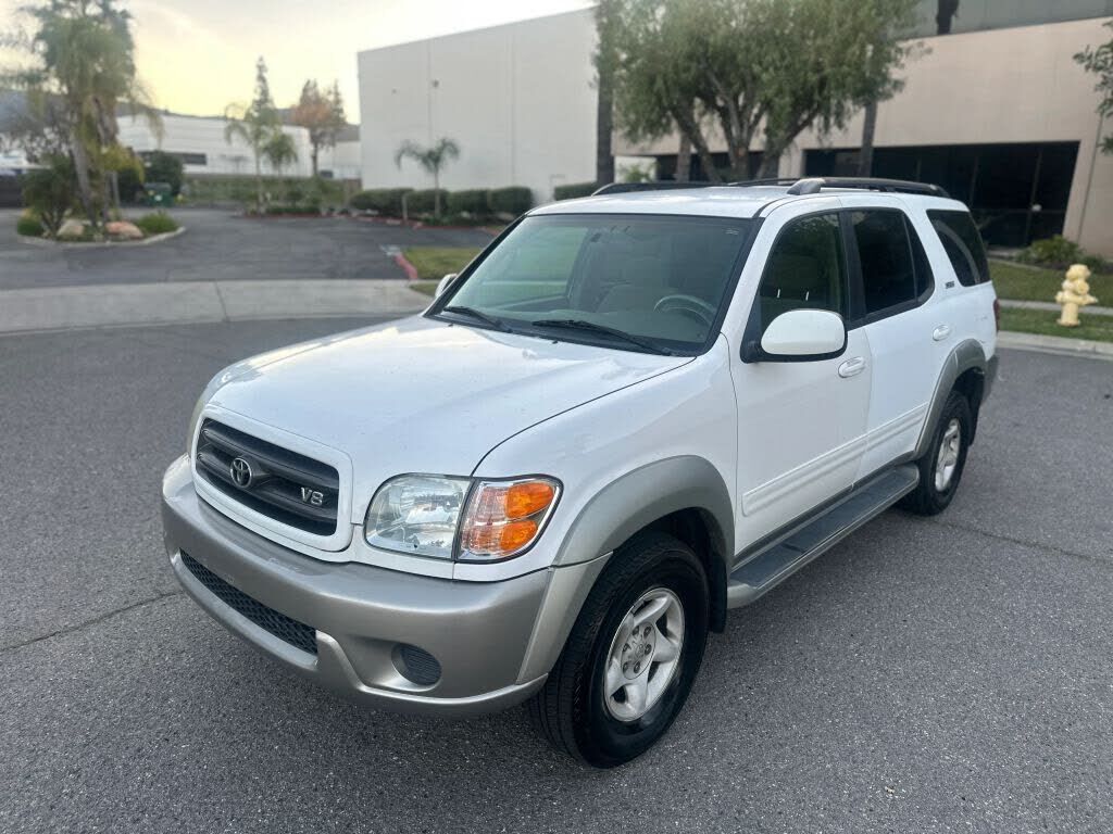 2002 TOYOTA Sequoia