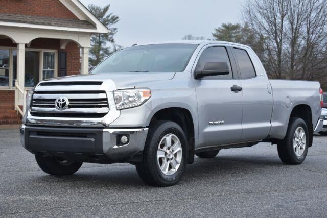 2017 TOYOTA Tundra