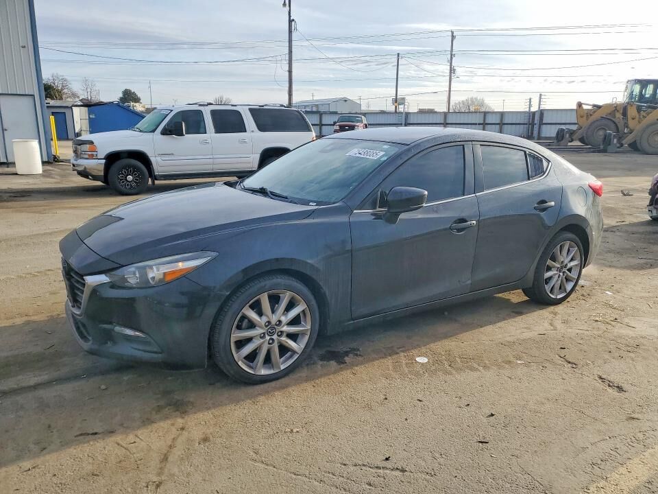 2017 MAZDA Mazda3