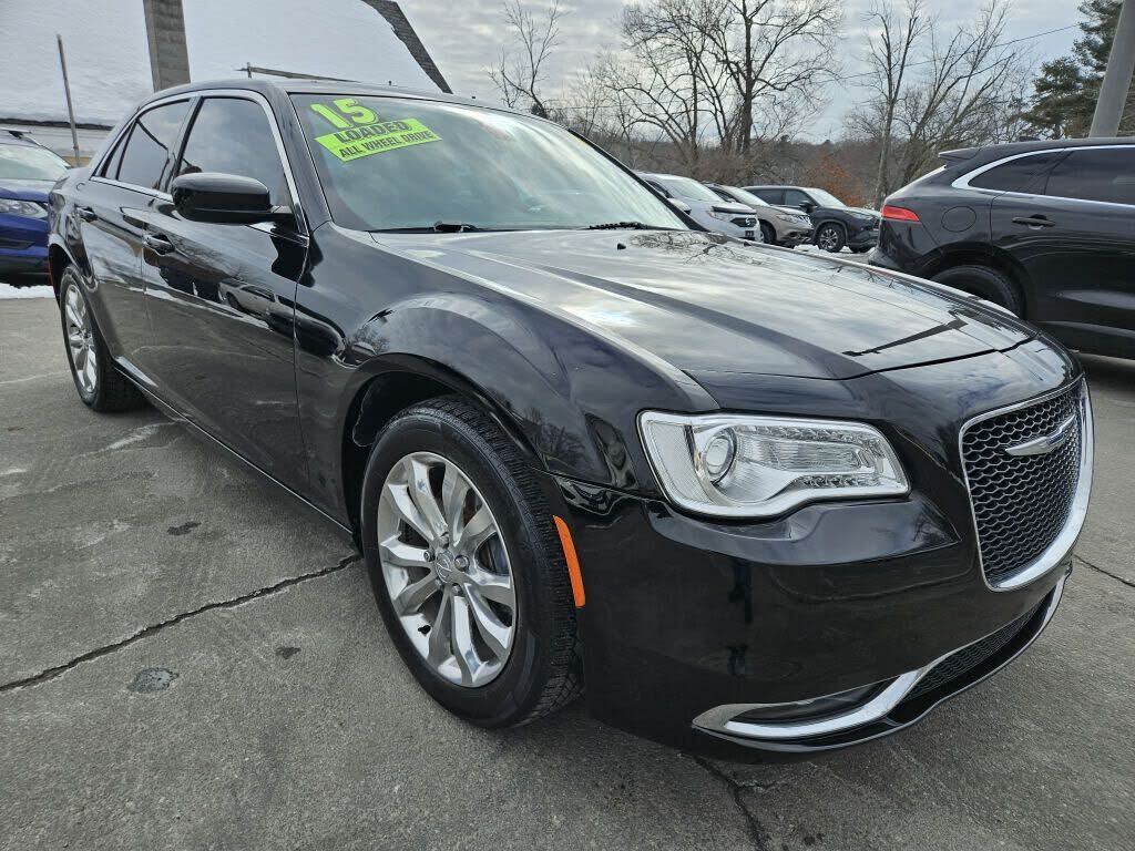 2015 CHRYSLER 300