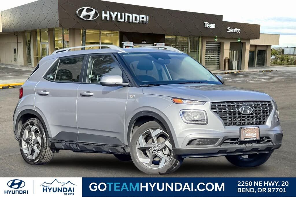 2025 HYUNDAI Venue