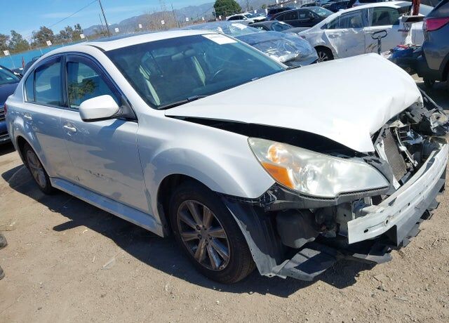 2012 SUBARU Legacy