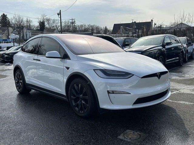 2022 TESLA Model X
