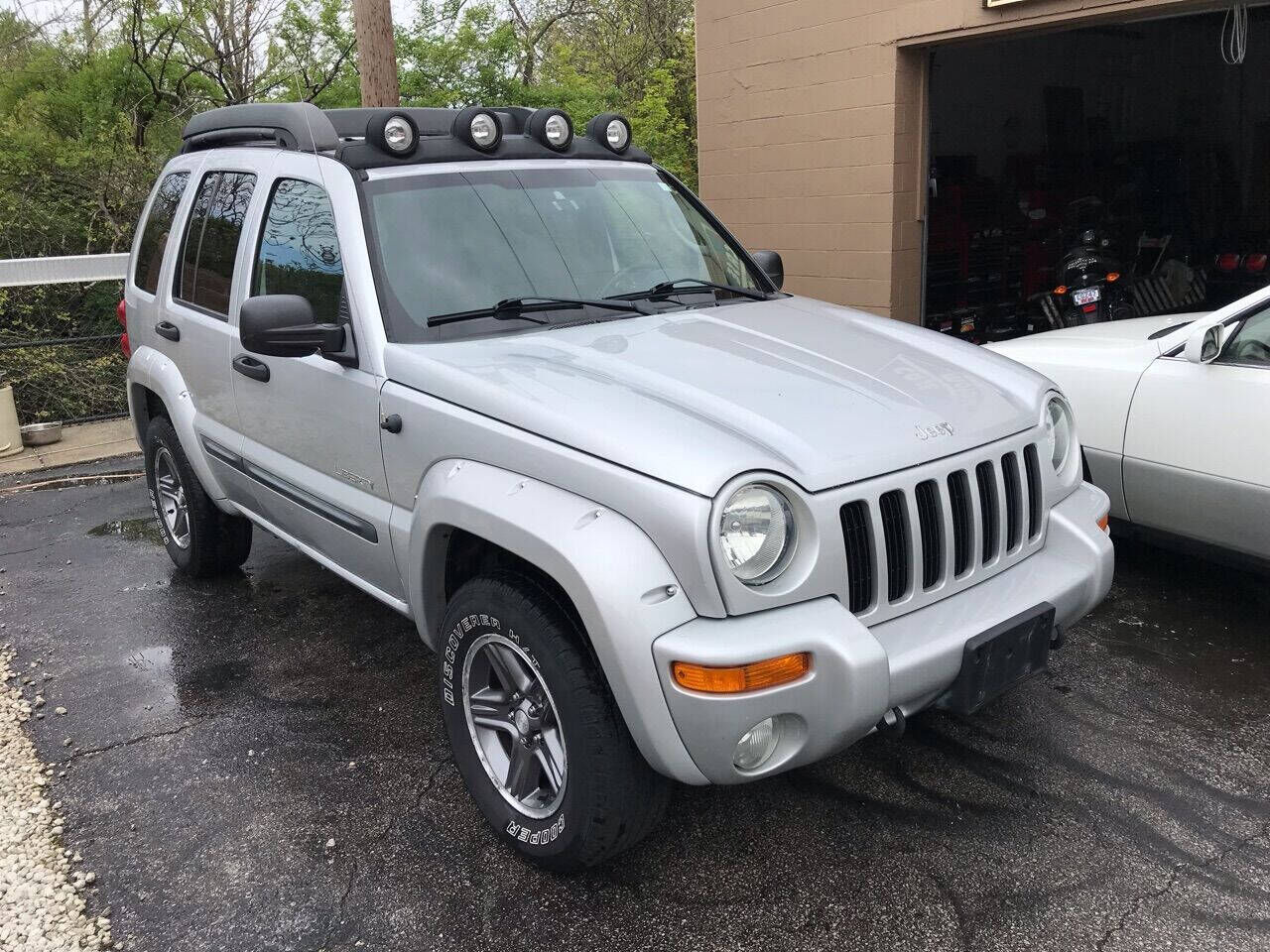 2004 JEEP Liberty
