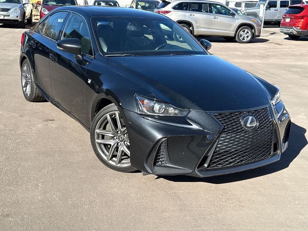 2017 LEXUS IS