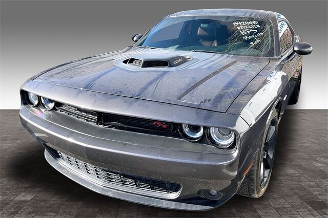 2016 DODGE Challenger