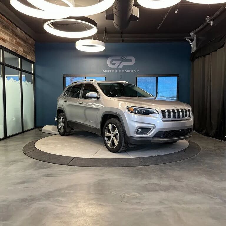 2020 JEEP Cherokee