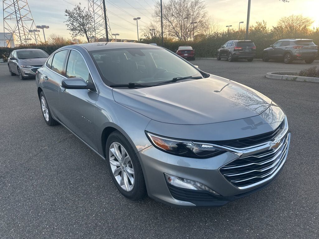 2024 CHEVROLET Malibu