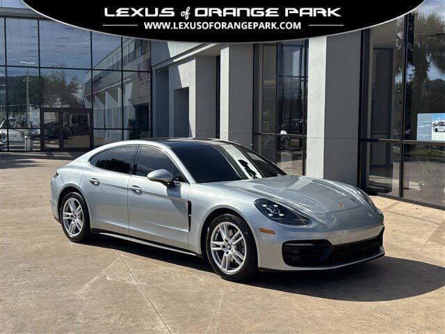 2021 PORSCHE Panamera