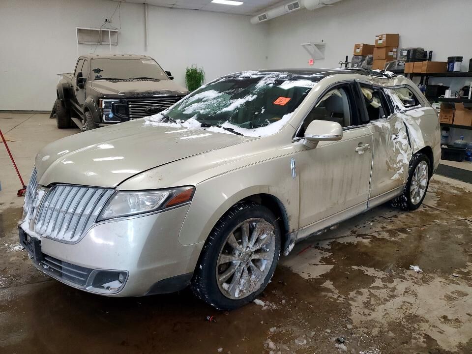 Lincoln MKT