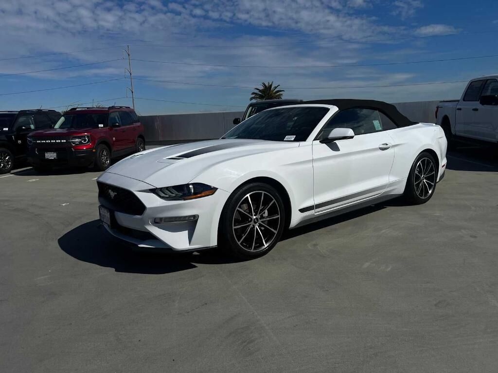2021 FORD Mustang