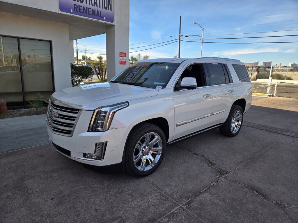 2019 CADILLAC Escalade