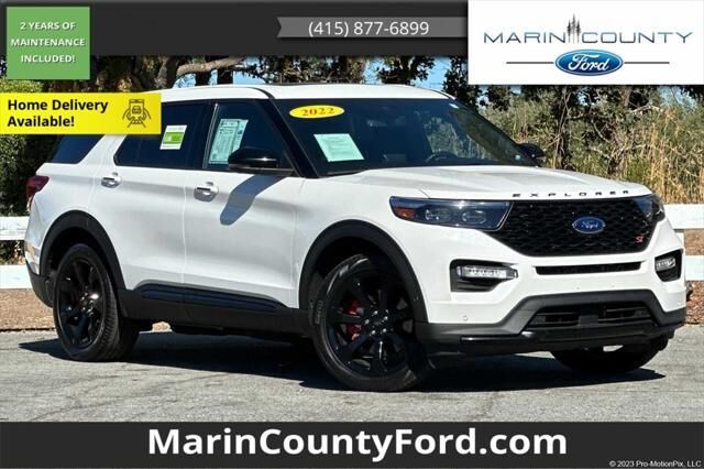 2022 FORD Explorer