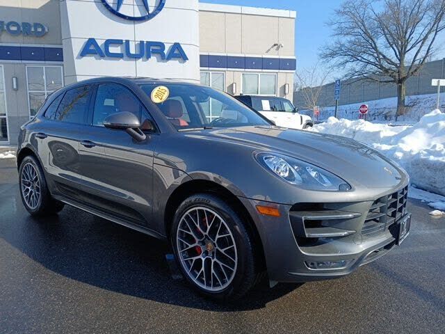 2015 PORSCHE Macan