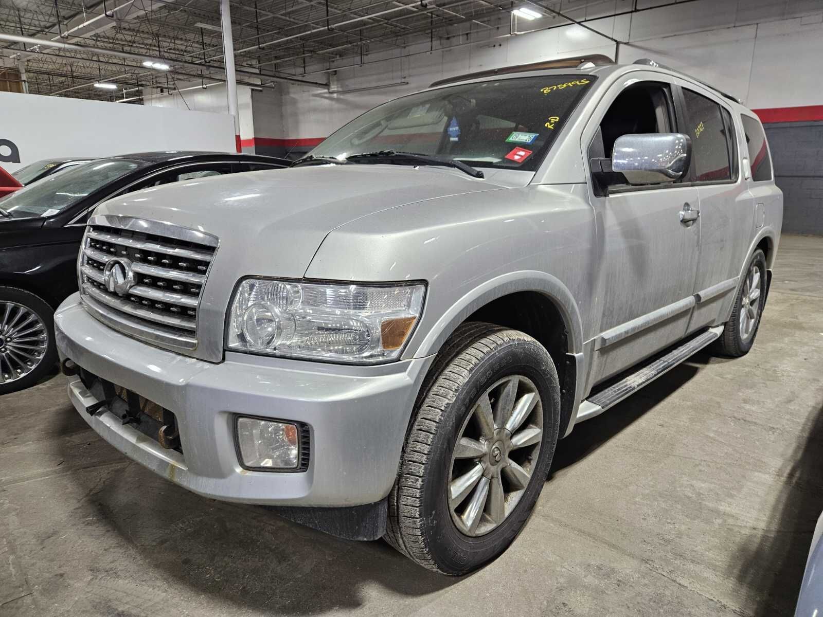Infiniti QX56