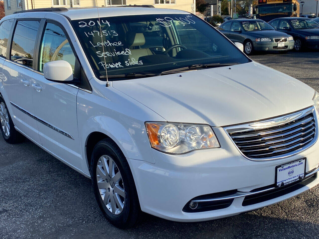 2014 CHRYSLER Town and Country