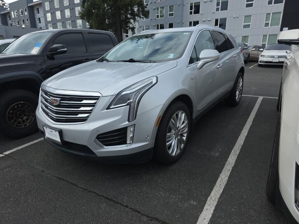 2017 CADILLAC XT5