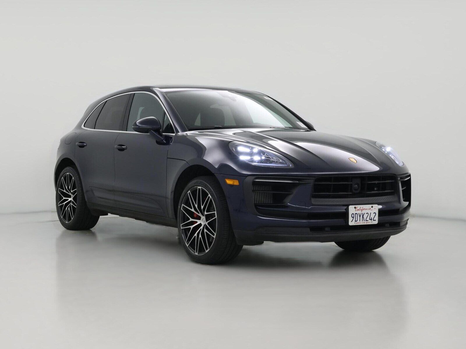 2023 PORSCHE Macan
