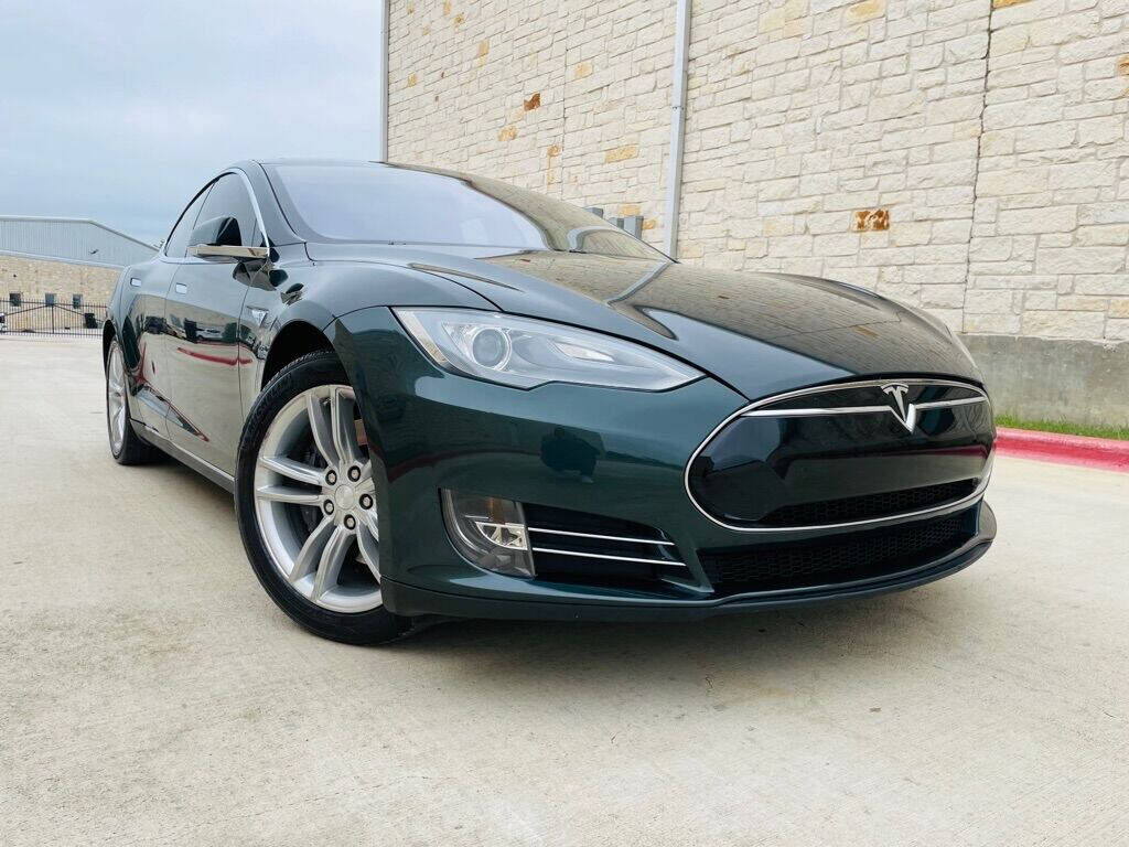 2014 TESLA Model S