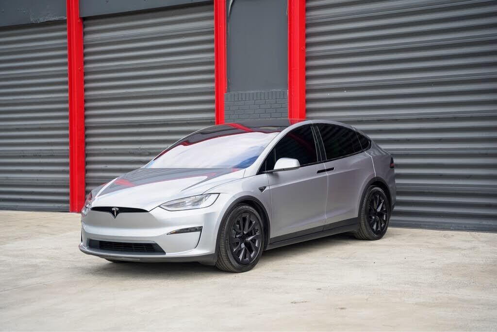 2024 TESLA Model X