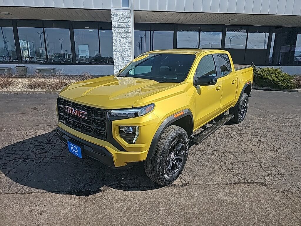 2023 GMC Canyon