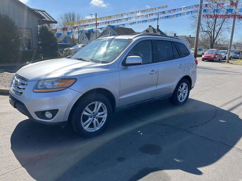 2011 HYUNDAI Santa Fe