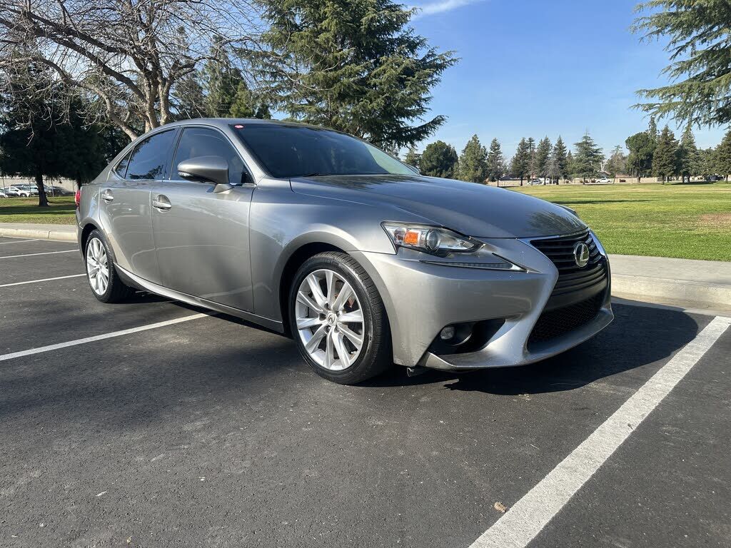 2016 LEXUS IS
