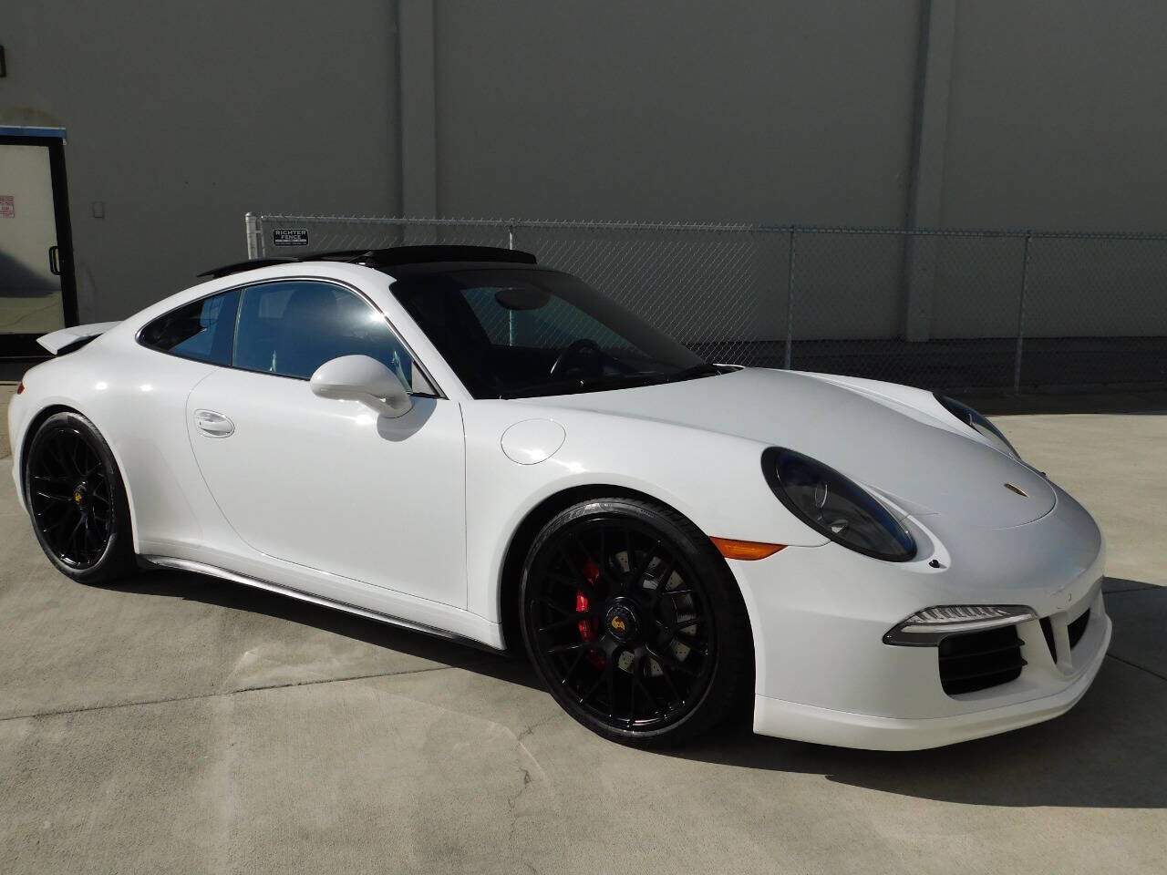 2016 PORSCHE 911