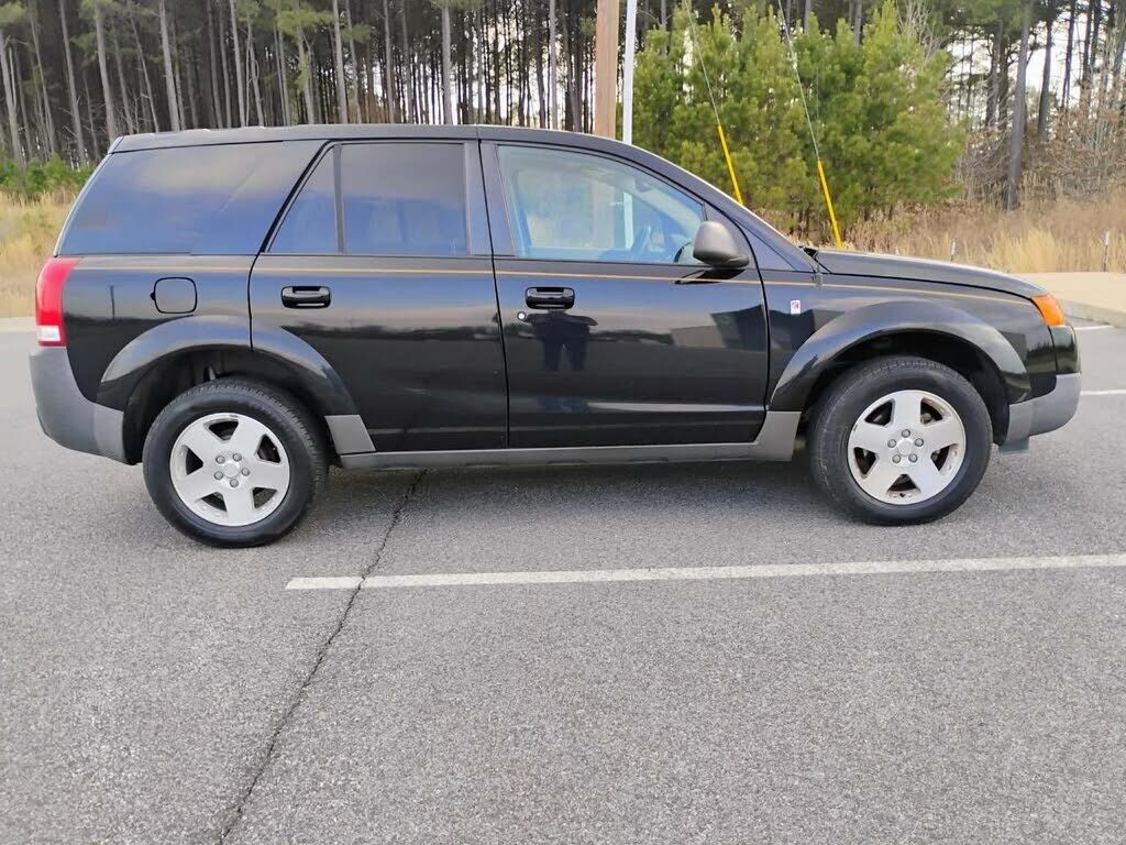 2004 SATURN Vue