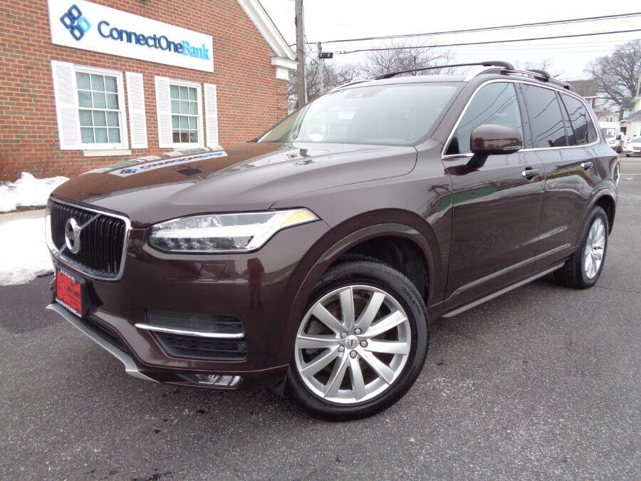 2018 VOLVO XC90