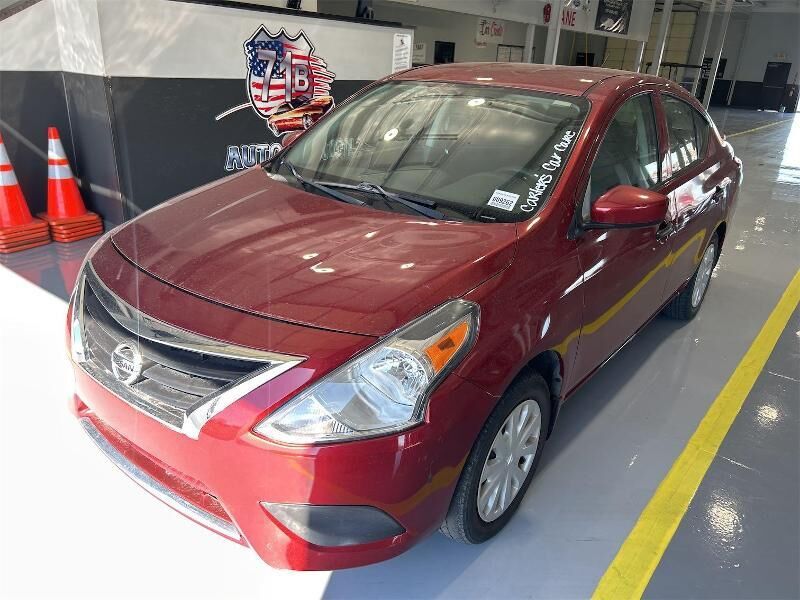 Nissan Versa