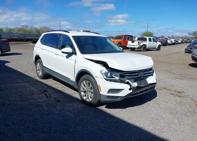 2018 VOLKSWAGEN Tiguan