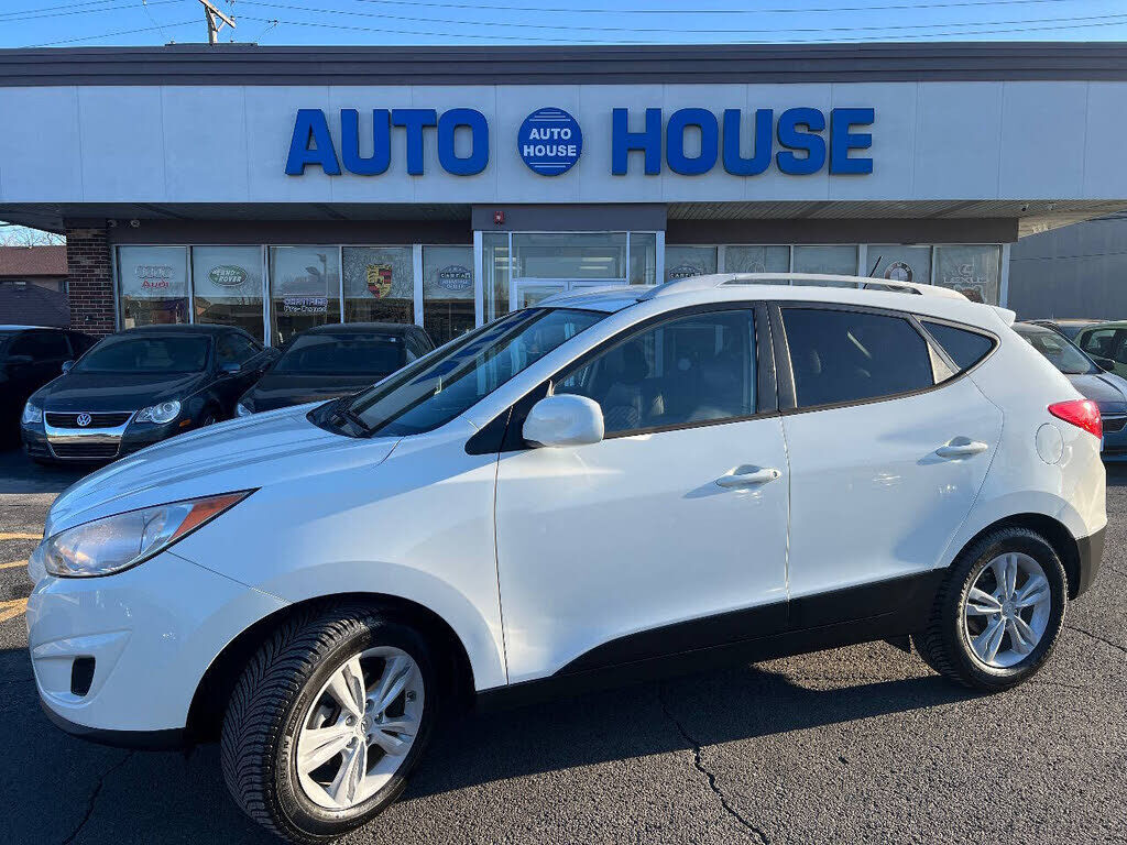 2011 HYUNDAI Tucson