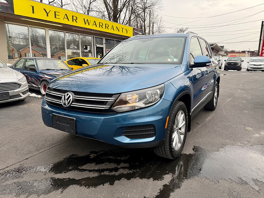2017 VOLKSWAGEN Tiguan