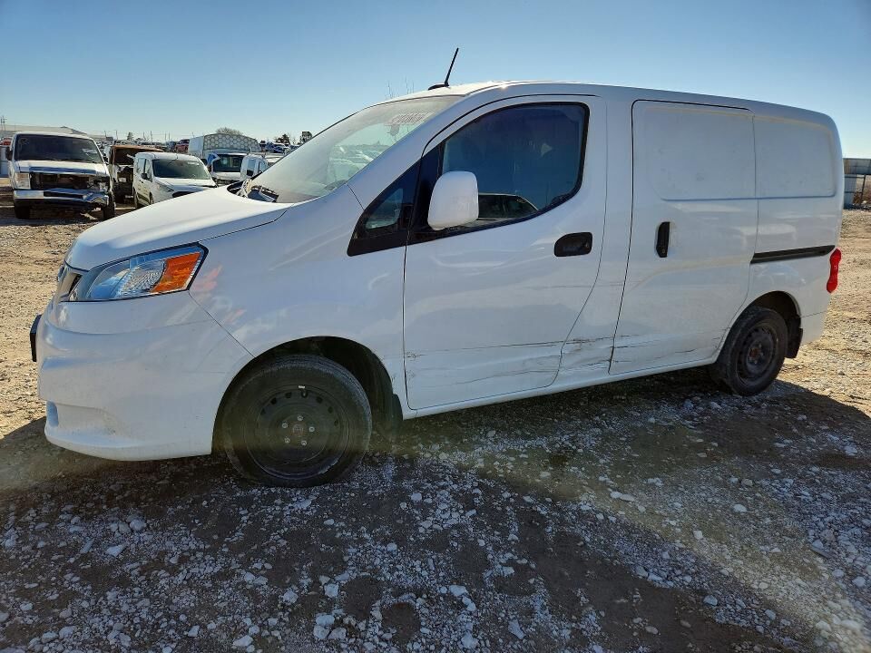 2021 NISSAN NV200