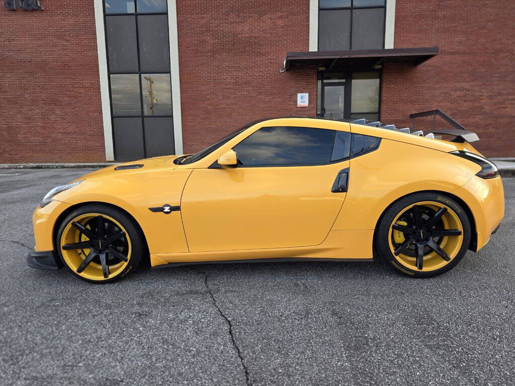 2017 NISSAN 370Z