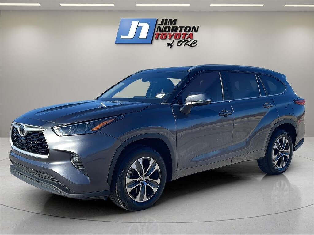 2023 TOYOTA Highlander