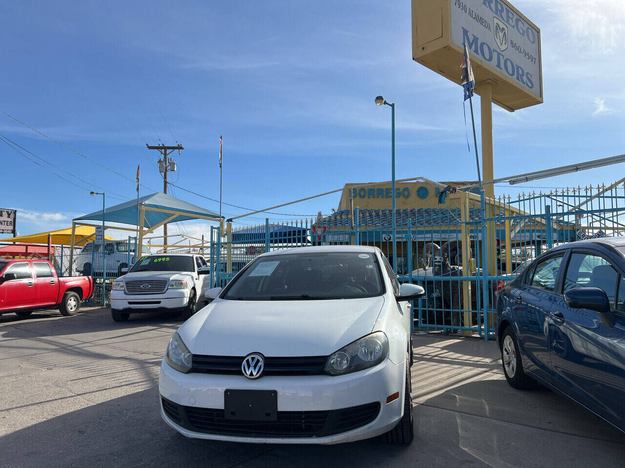 2012 VOLKSWAGEN Golf